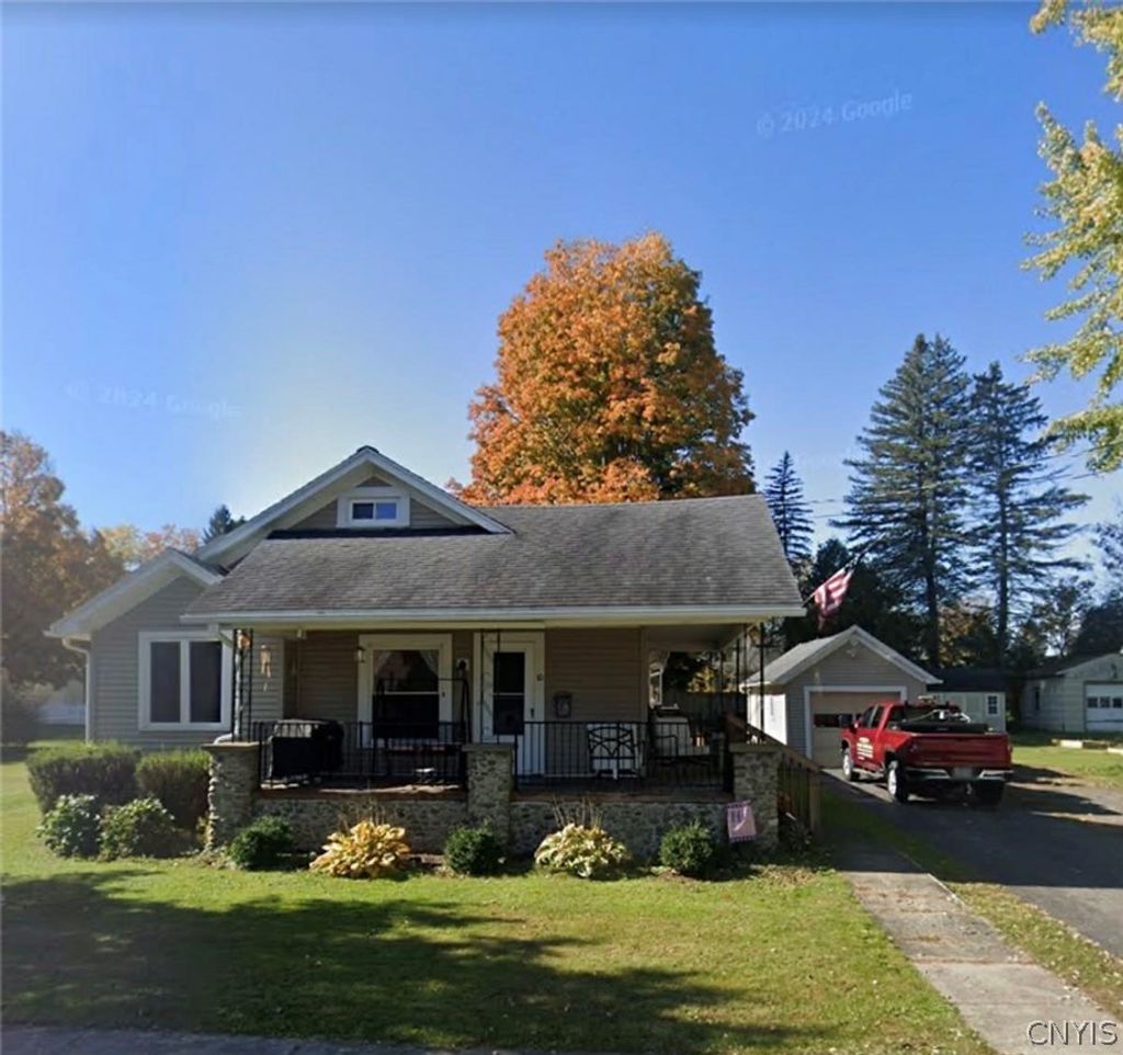 Photo of 10 Levydale Park, Cortland, NY 13045 (MLS # S1665672)