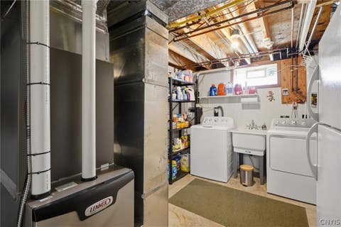 Tiny photo for 112 Casterbridge Lane, Lysander, NY 13027 (MLS # S1692500)