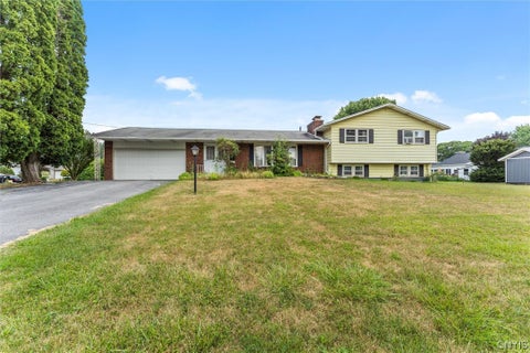 Tiny photo for 125 Colony Park Drive, Salina, NY 13088 (MLS # S1702444)