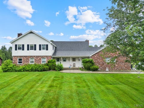 Photo of 194 Ferncliff Rd RD, German Flatts, NY 13407 (MLS # S1695109)