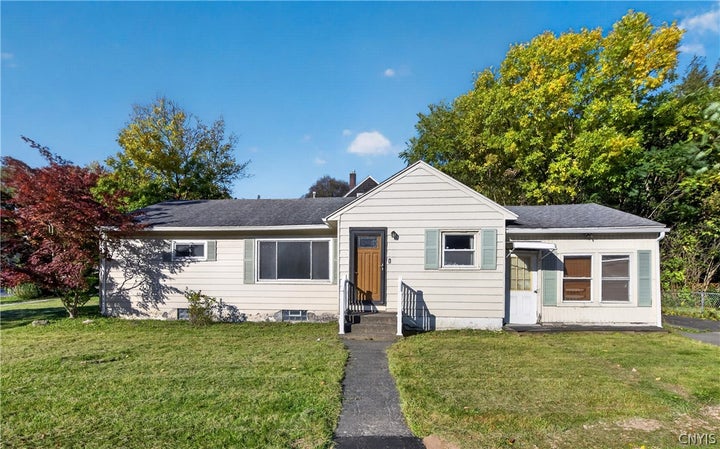 Photo 1 of 33 — 1319 Euclid Avenue, Syracuse, NY 13224