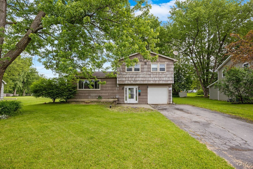 17 Hummingbird Place