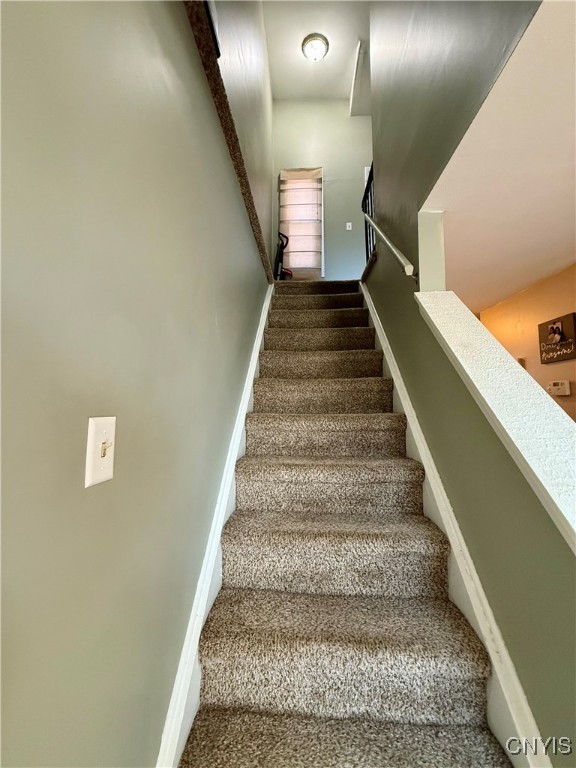 5452 Borgase Lane, Clay, New York image 11