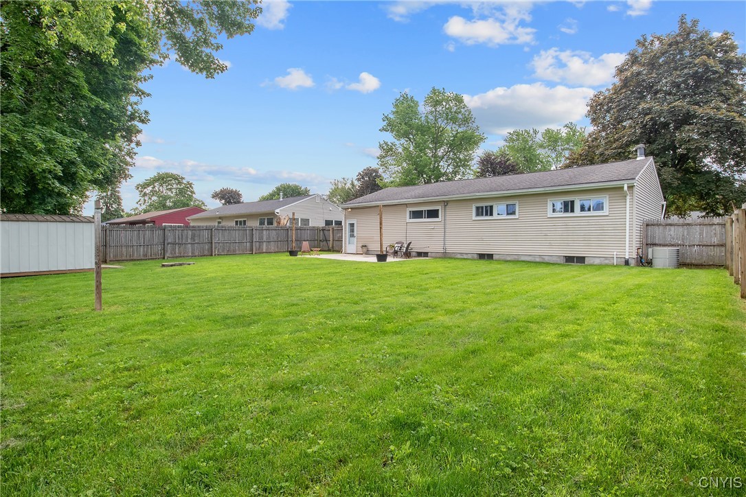 211 Fletcher Drive, Clay, New York image 20