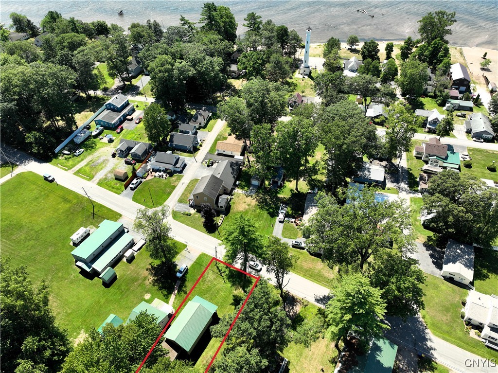 6752 N Lakeshore Road