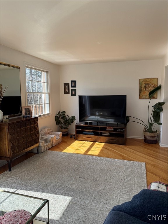 8146 Verbeck Drive Dr, Manlius, New York image 5
