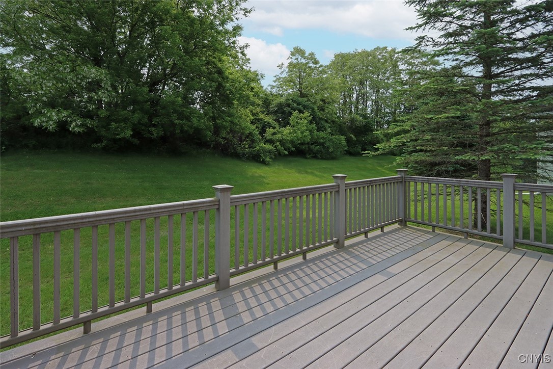 207 Falling Brook Path Path, Manlius, New York image 32