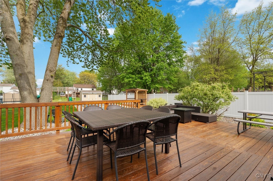 6254 Wynmoor Drive, Cicero, New York image 42
