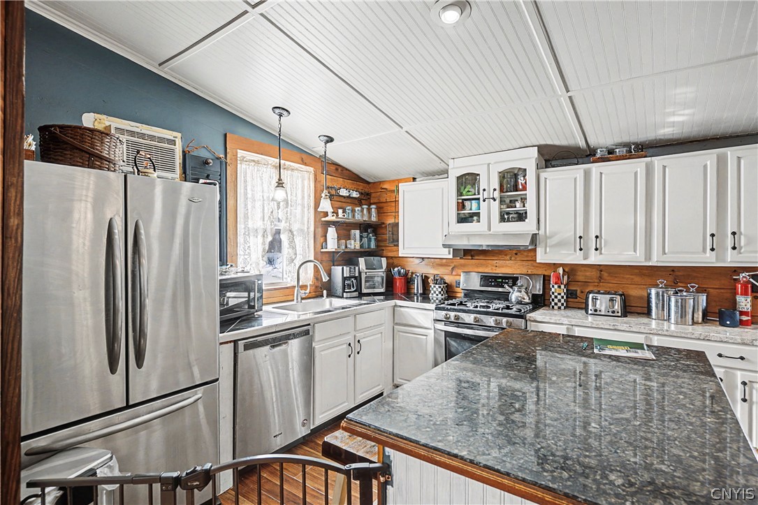 4526 Vinegar Hill Road