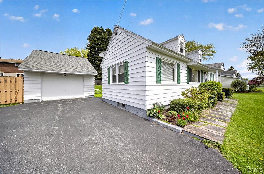 203 Chestnut Heights Drive