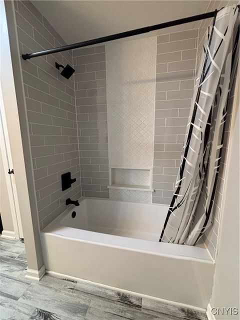 Tiny photo for 4485 Apulia Road, DeWitt, NY 13078 (MLS # S1656486)