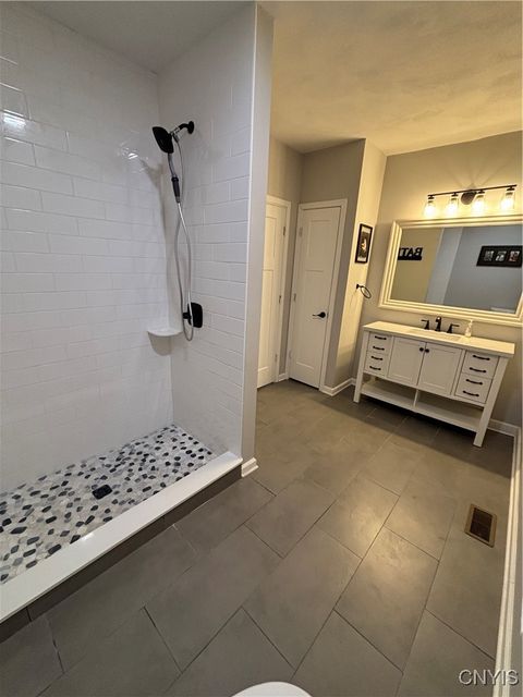 Tiny photo for 4485 Apulia Road, DeWitt, NY 13078 (MLS # S1656486)