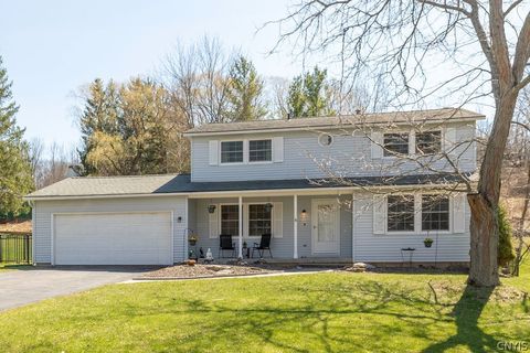 Homes For Sale - 4579 Red Fox Drive<br/> Manlius, NY 13104