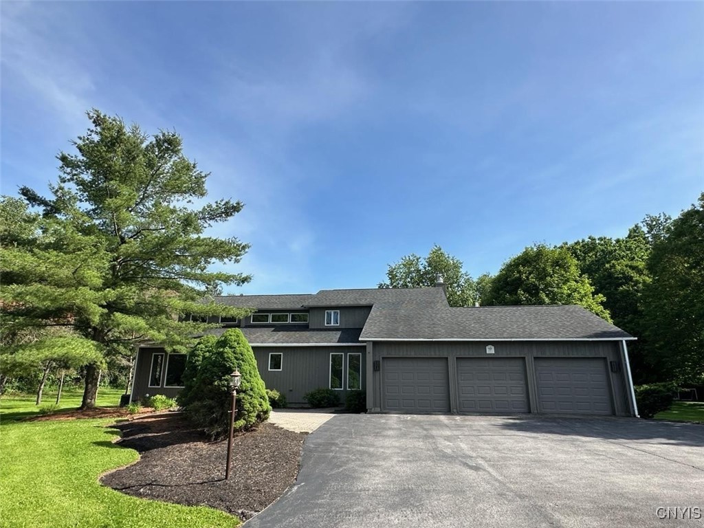 3313 Thompson Road