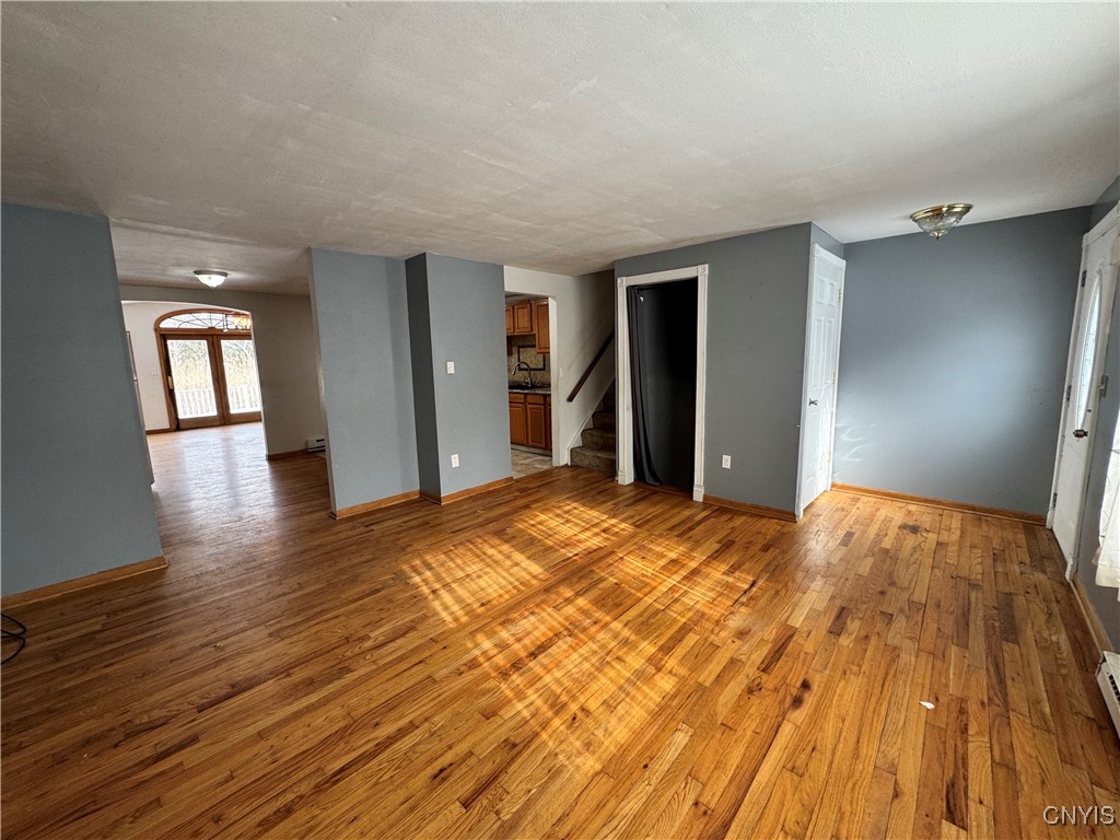 8169 Scotia Lane, Clay, New York image 14