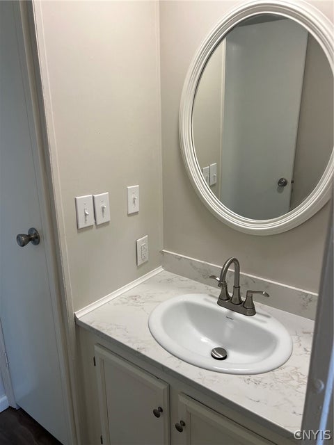 Tiny photo for 429 ELMWOOD CIRCLE CIR, Frankfort, NY 13340 (MLS # S1714614)