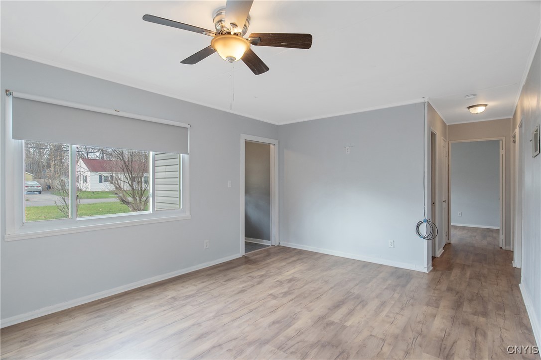 35 Waterbury Drive, Clay, New York image 5