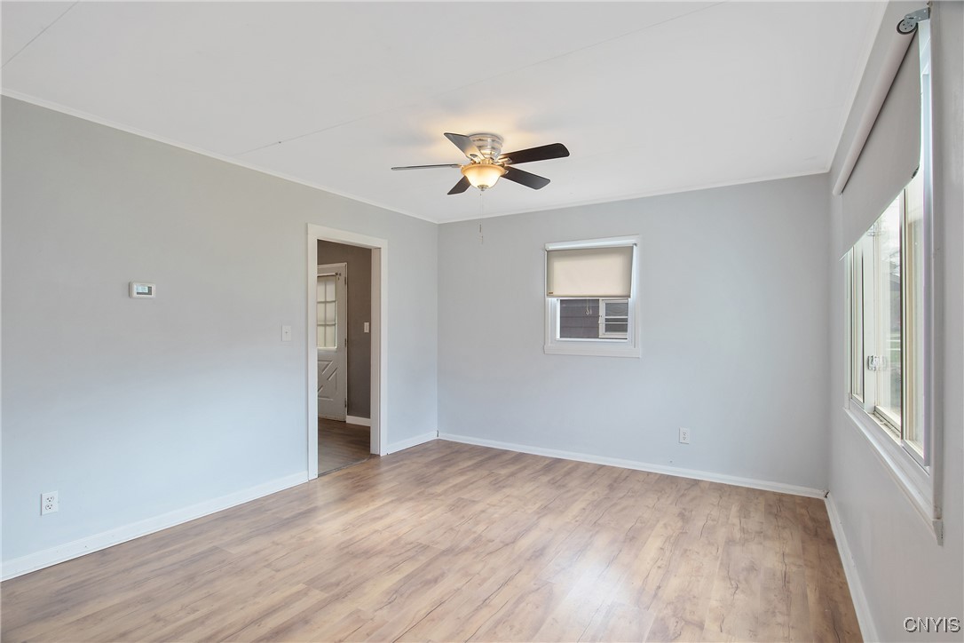 35 Waterbury Drive, Clay, New York image 4