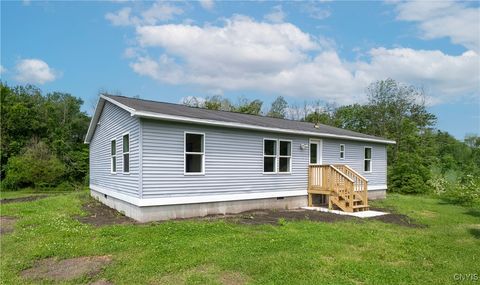 25 Ditzer Drive Fulton NY 13069