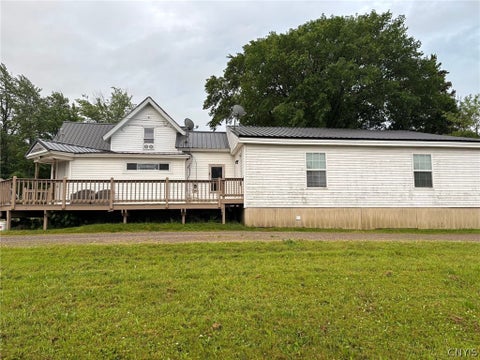 Photo of 2029 County Route 1 #3, Scriba, NY 13126 (MLS # S1697232)