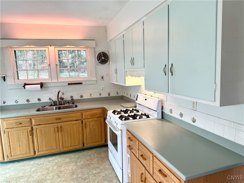 712 Ackerman Ave Ave, Syracuse, New York image 23