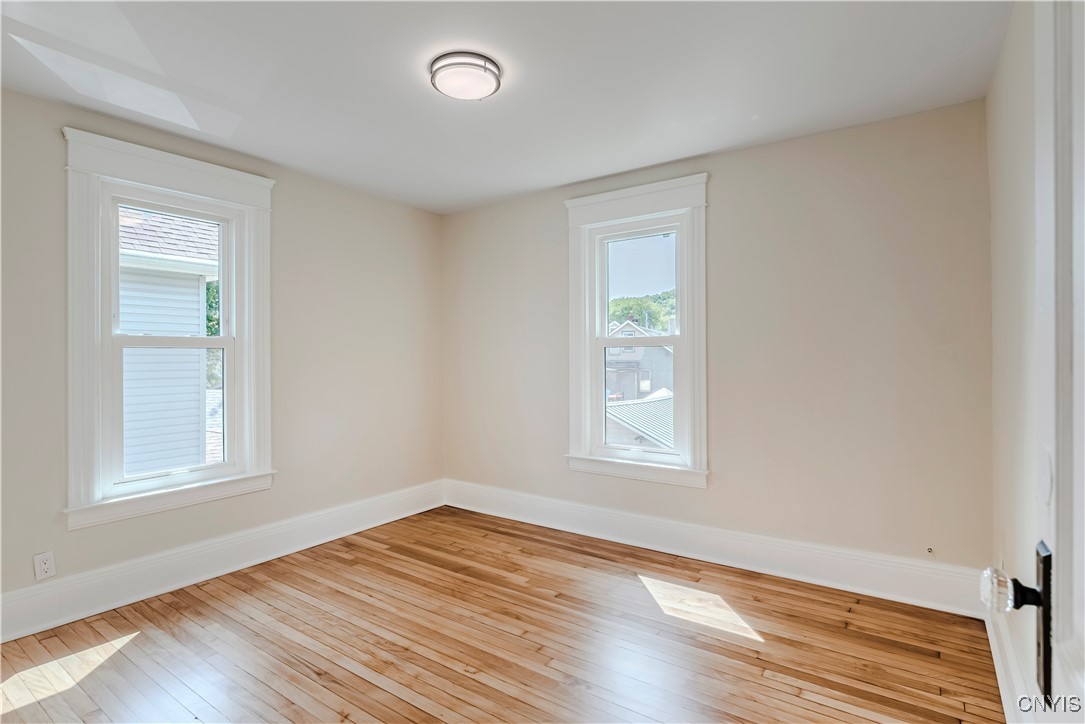 1915 Bradford Avenue, Utica, New York image 37