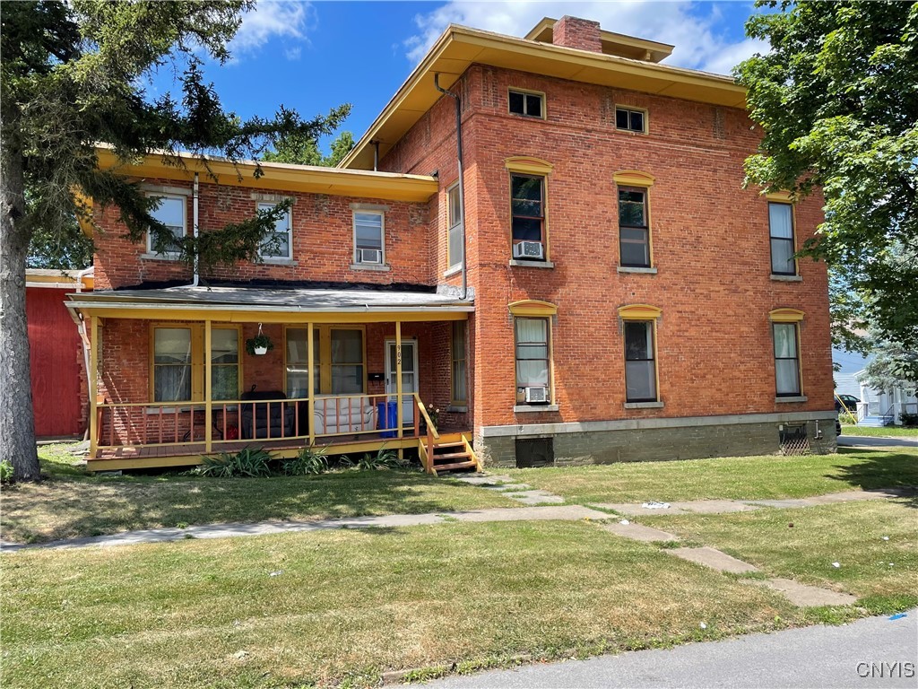 318 Lansing Street