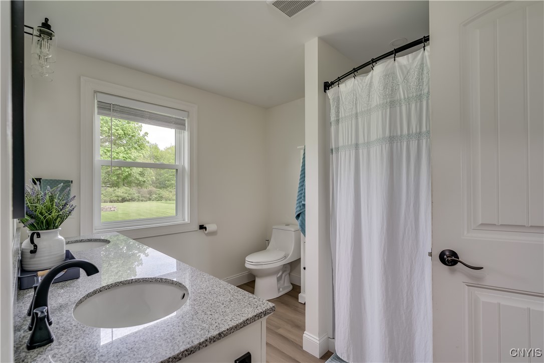 436 Centre Street, Cape Vincent, New York image 30