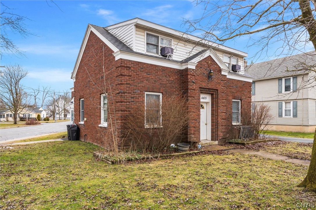 4405 Peterboro Street