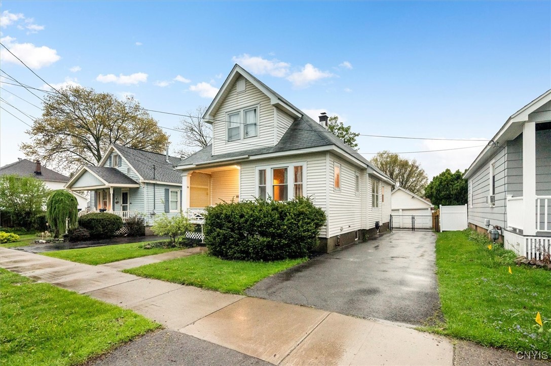 1503 Fox Place