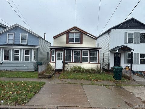 Homes For Sale - 41 W Van Buren Street<br/> Oswego County, Oswego, NY 13126