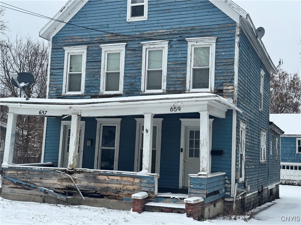 659 Bronson Street