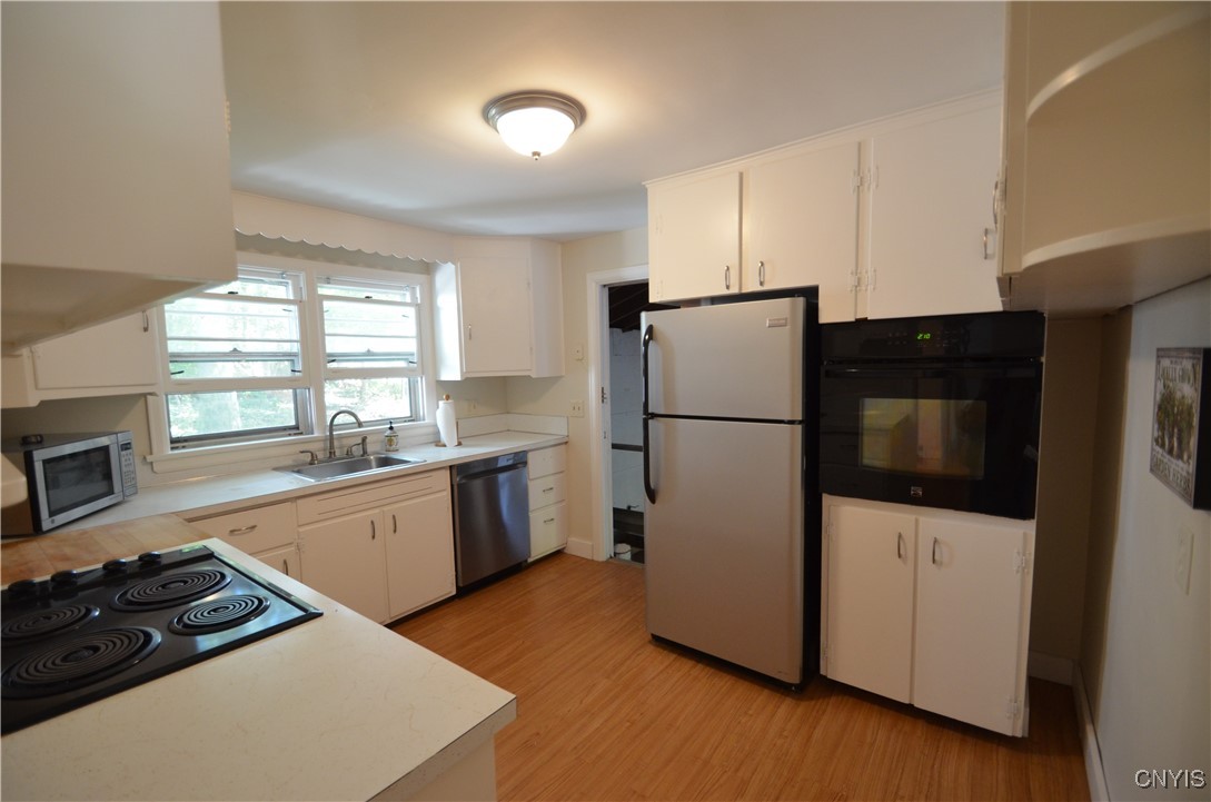 Syracuse, New York 13224, United States, 4 Bedrooms Bedrooms, ,2 BathroomsBathrooms,Residential,Active,206649