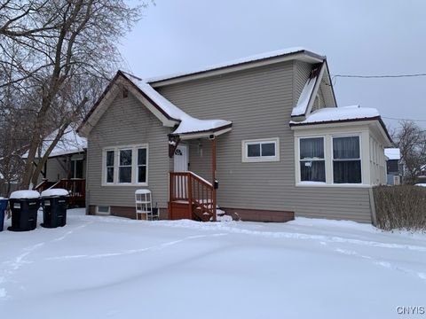 Tiny photo for 122 Putnam Street, Syracuse, NY 13204 (MLS # S1660679)