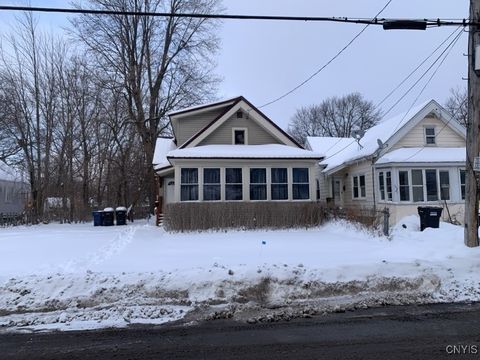 Tiny photo for 122 Putnam Street, Syracuse, NY 13204 (MLS # S1660679)