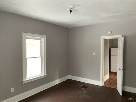 Tiny photo for 122 Putnam Street, Syracuse, NY 13204 (MLS # S1660679)