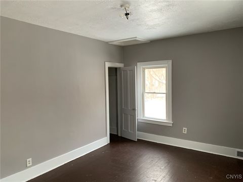 Tiny photo for 122 Putnam Street, Syracuse, NY 13204 (MLS # S1660679)