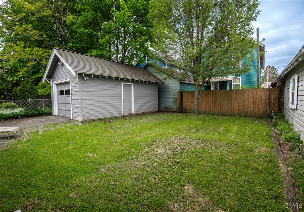 109 Dryden Avenue, Utica, New York image 25