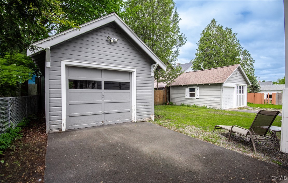 109 Dryden Avenue, Utica, New York image 24