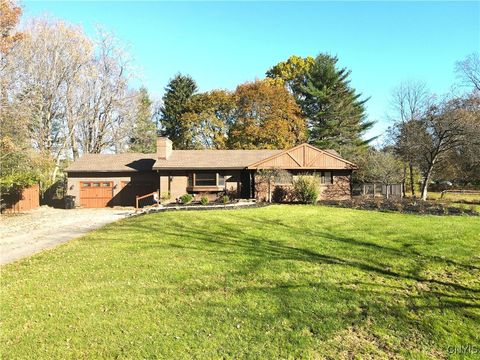 4576 Whetstone Road, Manlius, NY 13104 - #: S1652042