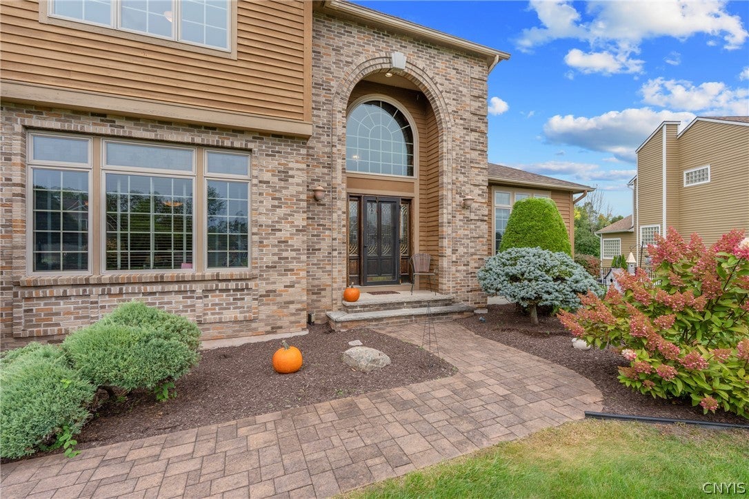 7705 Foxtail Pines