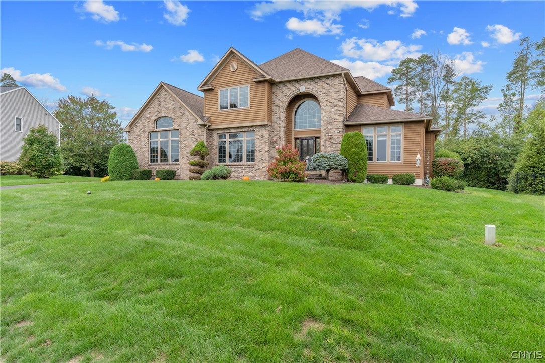 7705 Foxtail Pines