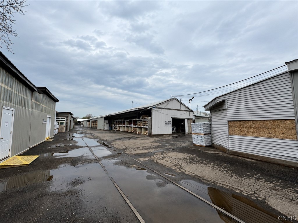 529-531 Erie Boulevard W