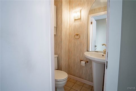 Tiny photo for 67 Chestnut, New Hartford, NY 13413 (MLS # S1655737)