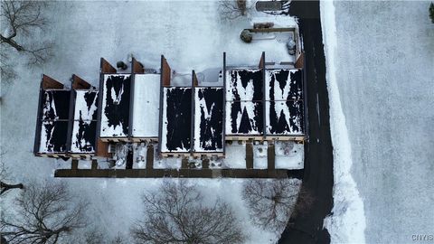 Tiny photo for 67 Chestnut, New Hartford, NY 13413 (MLS # S1655737)