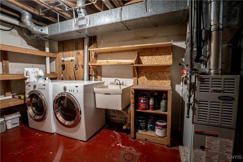 Tiny photo for 67 Chestnut, New Hartford, NY 13413 (MLS # S1655737)