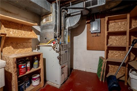 Tiny photo for 67 Chestnut, New Hartford, NY 13413 (MLS # S1655737)