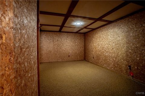 Tiny photo for 67 Chestnut, New Hartford, NY 13413 (MLS # S1655737)