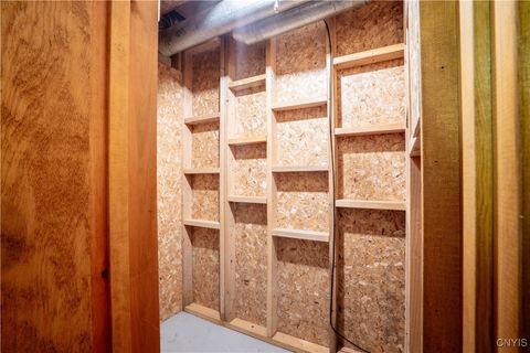 Tiny photo for 67 Chestnut, New Hartford, NY 13413 (MLS # S1655737)