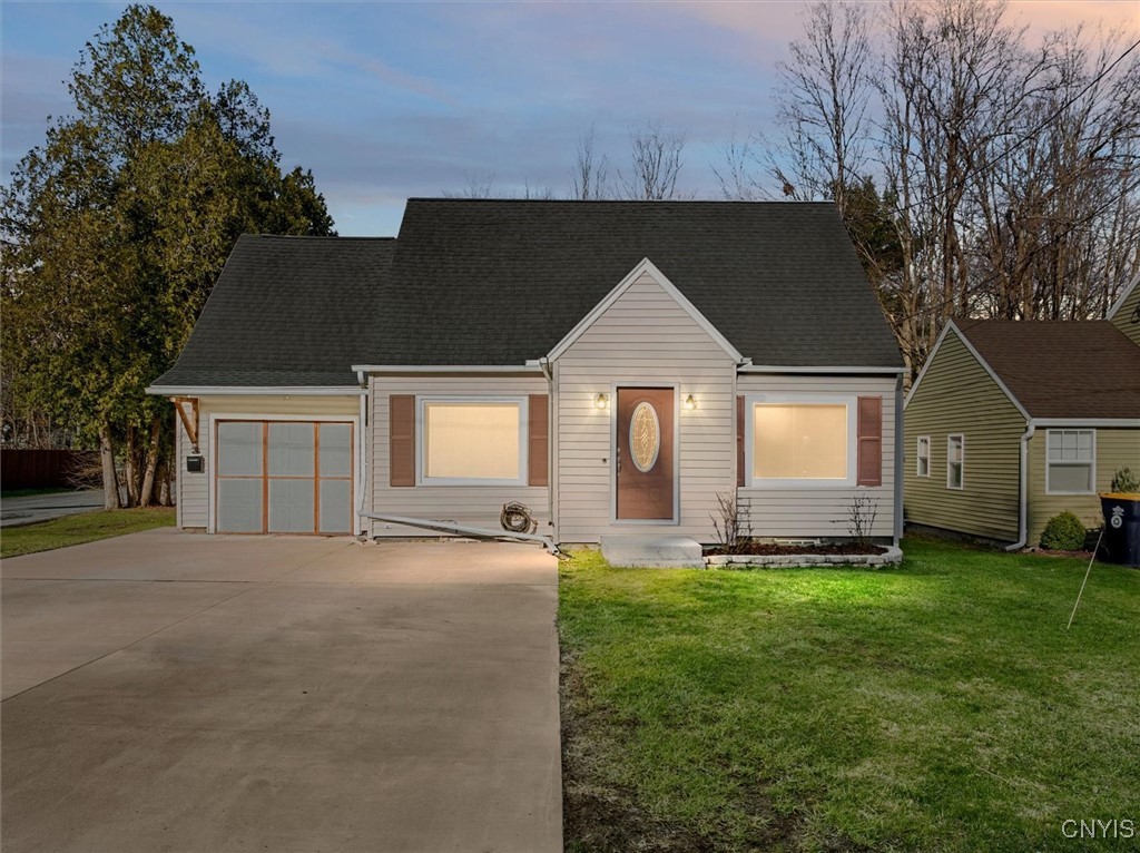 5 Hilltop Terrace, New Hartford, New York image 1